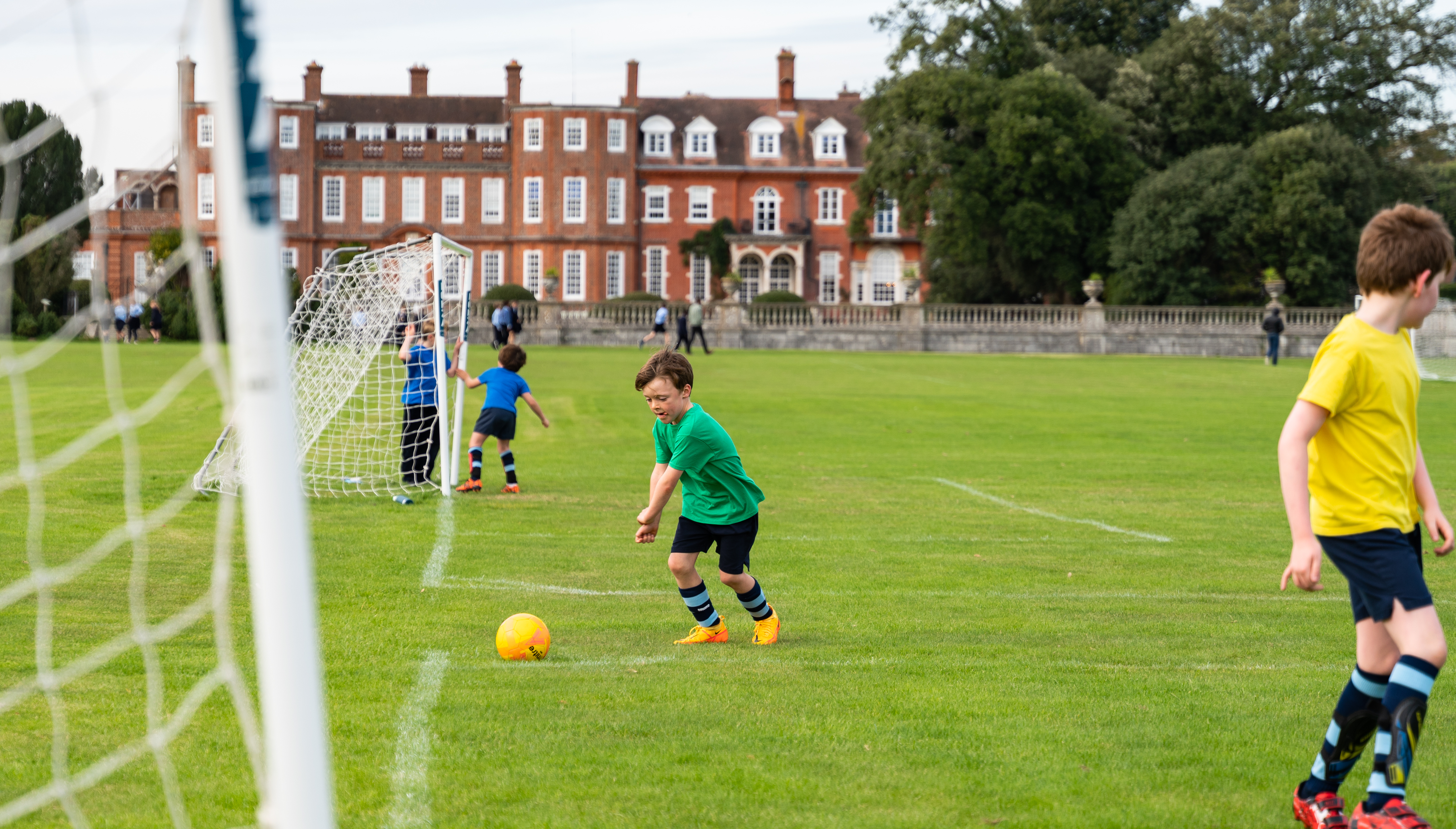 W House Sport F&H 35