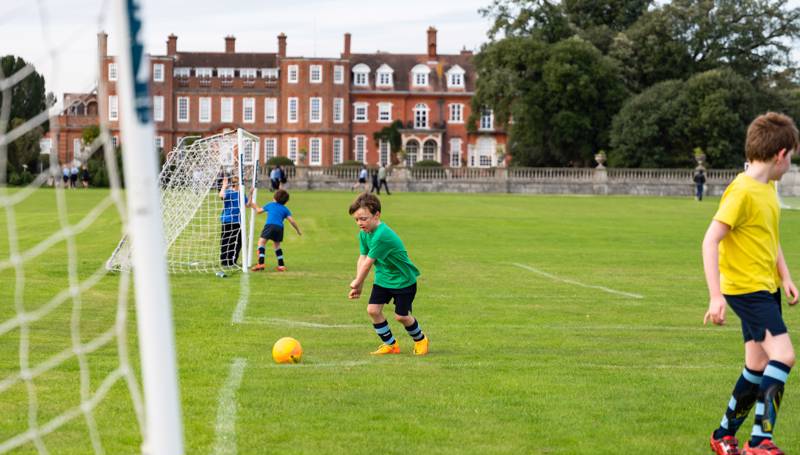 W House Sport F&H 35