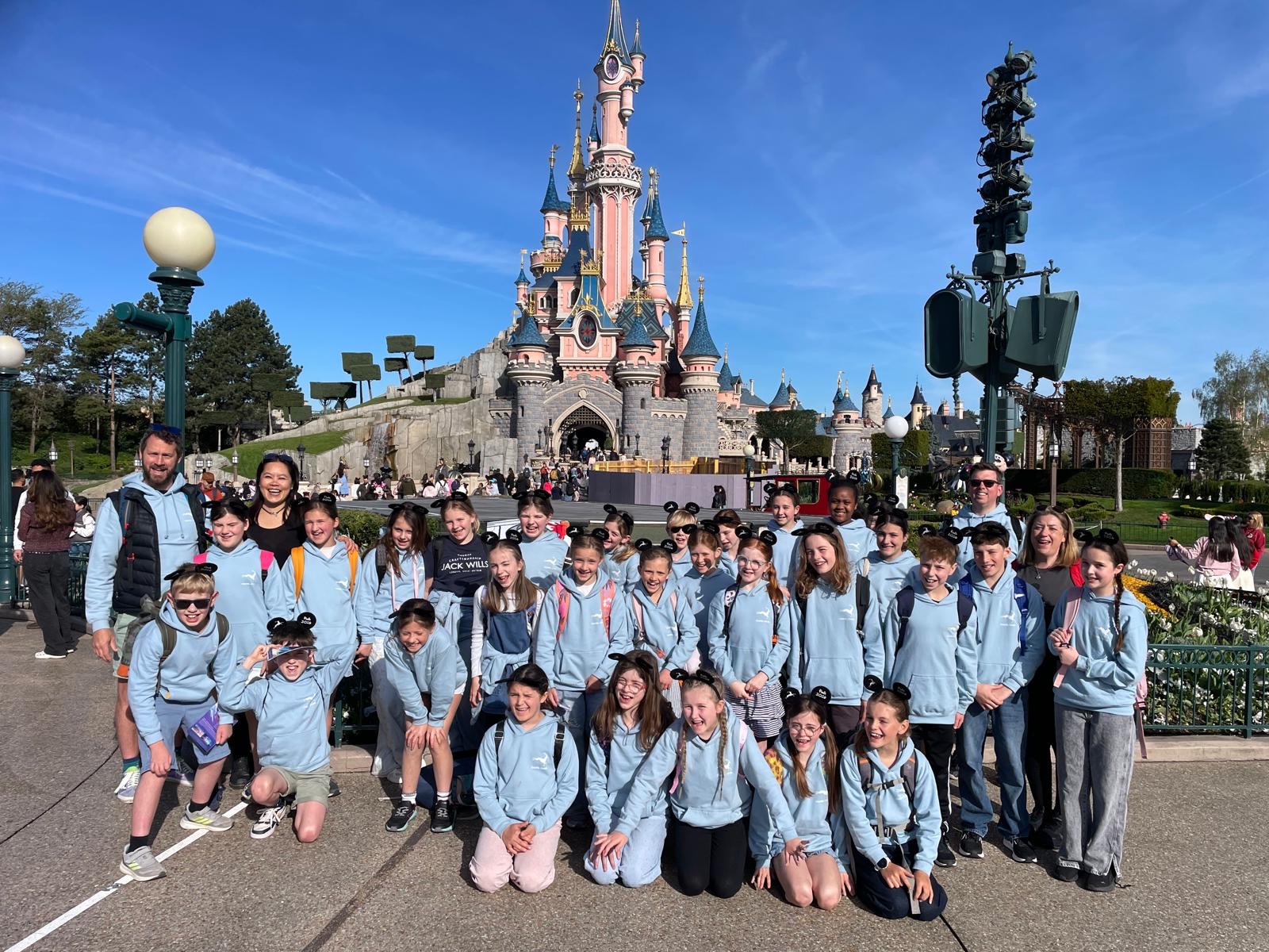 F51540b9 A093 4448 B89d 3Ef4bb292f6e